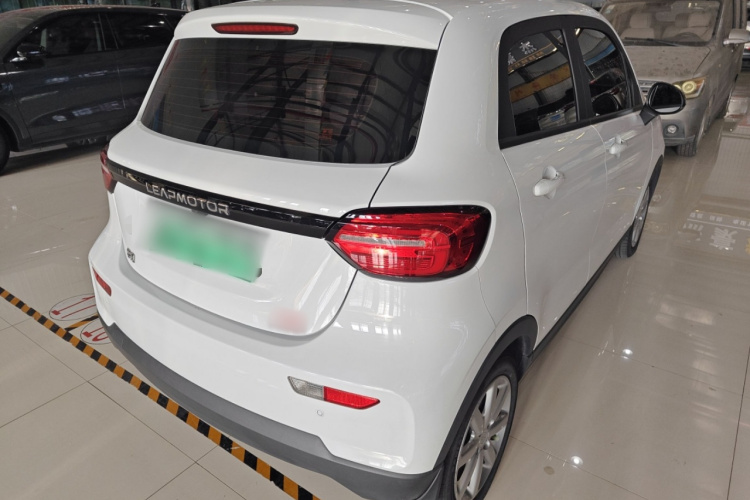 零跑汽车 零跑T03 2022款 皓玉版车身外观7