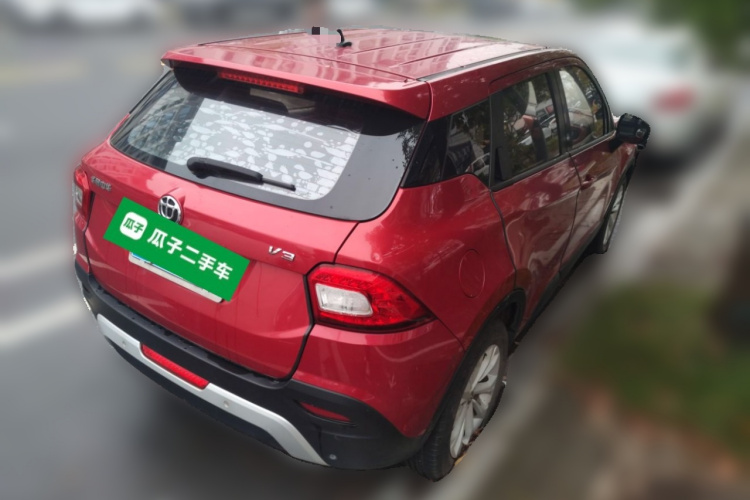 中华V3 2015款 1.5L 自动智能型车身外观6005