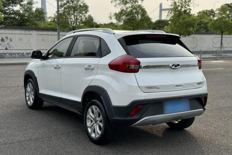 奇瑞 瑞虎3X 2020款 质享版 1.5L 手动豪华版车身外观6004