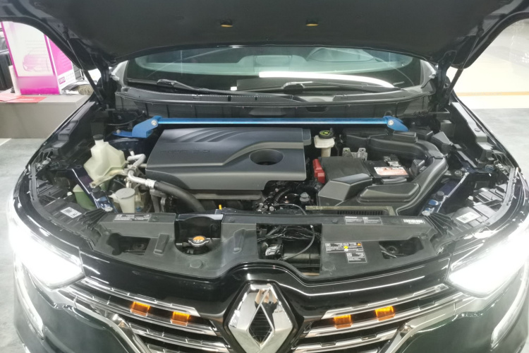 雷诺 科雷傲 2017款 2.0L 两驱舒适版机舱底盘24