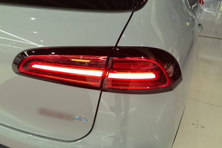 五菱汽车 五菱缤果PLUS 2024款 510km 旗舰版 四座版车身外观9