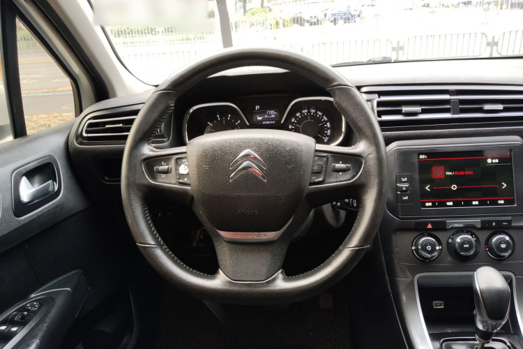 雪铁龙 C4世嘉 2018款 1.6L 自动豪华型局部细节13