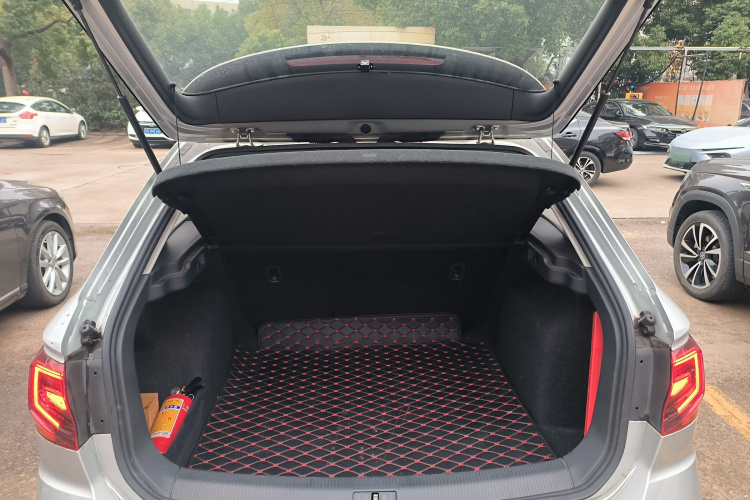 大众 C-TREK蔚领 2017款 1.6L 自动舒适型机舱底盘23