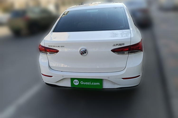 别克 英朗 2021款 改款 典范 1.5L 自动精英型车身外观6