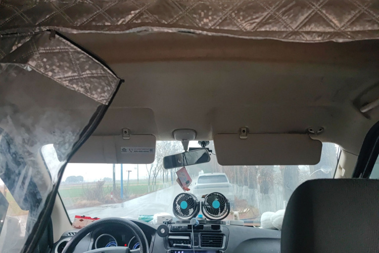 长安凯程 长安睿行M60 2020款 1.5L标准型国VI 6座DAM15KR中控内饰22