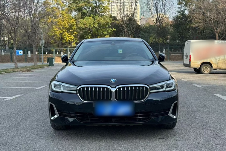 宝马5系 2021款 改款 530Li 领先型 豪华套装车身外观6004