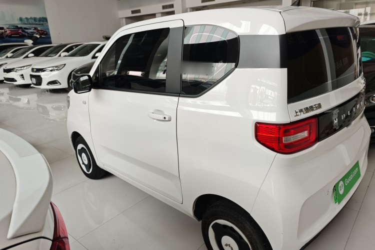 五菱汽车 宏光MINIEV 2022款 自在款 磷酸铁锂车身外观4