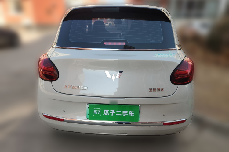 五菱汽车 五菱缤果 2023款 203km 舒享款车身外观6