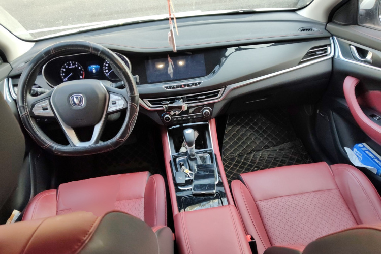 长安 逸动 2019款 蓝鲸版 280T GDI DCT极速型中控内饰12