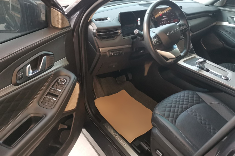 星途凌云 2021款 400T 两驱星睿PRO版中控内饰7003