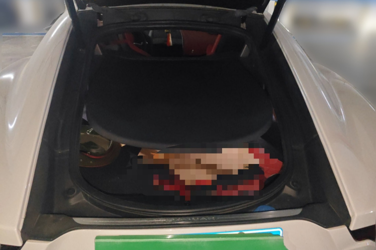 捷豹F-TYPE 2021款 P300 后驱First Edition硬顶版中控内饰23