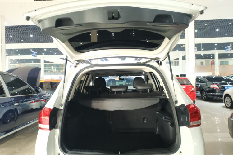 哈弗H6 2018款 蓝标 运动版 1.5T 自动两驱精英型机舱底盘23