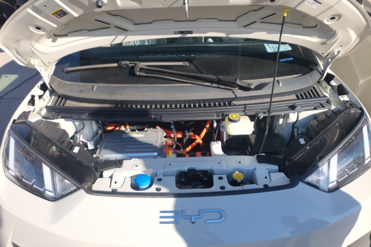 比亚迪 海鸥 2025款 智驾版 405km 自在版机舱底盘24