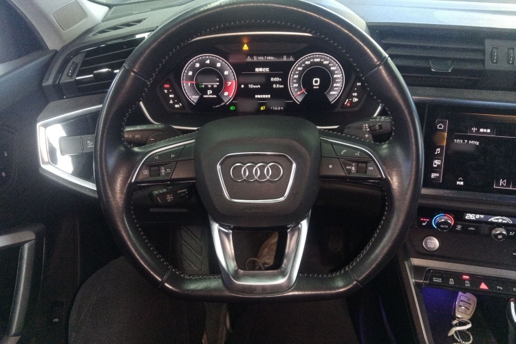 奥迪Q3 2019款 45 TFSI quattro 豪华动感型局部细节13