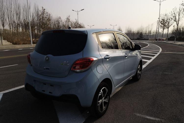 长安欧尚 奔奔E-Star 2020款 心悦版 磷酸铁锂（31.95kWh）车身外观6003