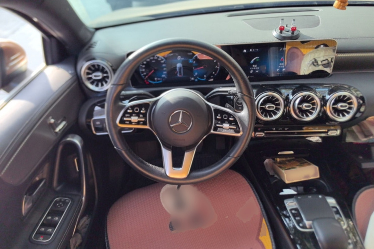 奔驰A级 2019款 改款 A 200 L局部细节13