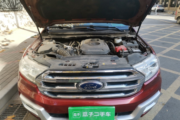 福特 撼路者 2017款 2.0T 汽油自动四驱豪华版 7座局部细节24