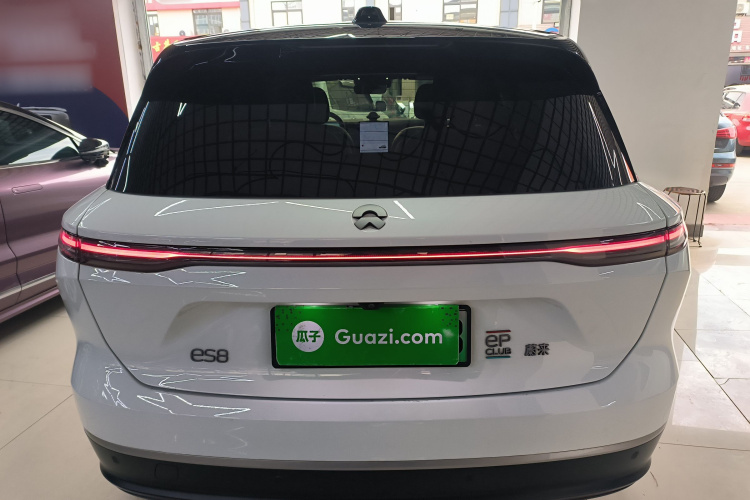 蔚来ES8 2023款 75kWh车身外观6