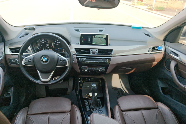 宝马X1新能源 2019款 xDrive25Le 豪华型中控内饰7003