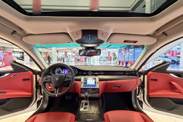 玛莎拉蒂 总裁 2015款 3.0T 标准型中控内饰7008