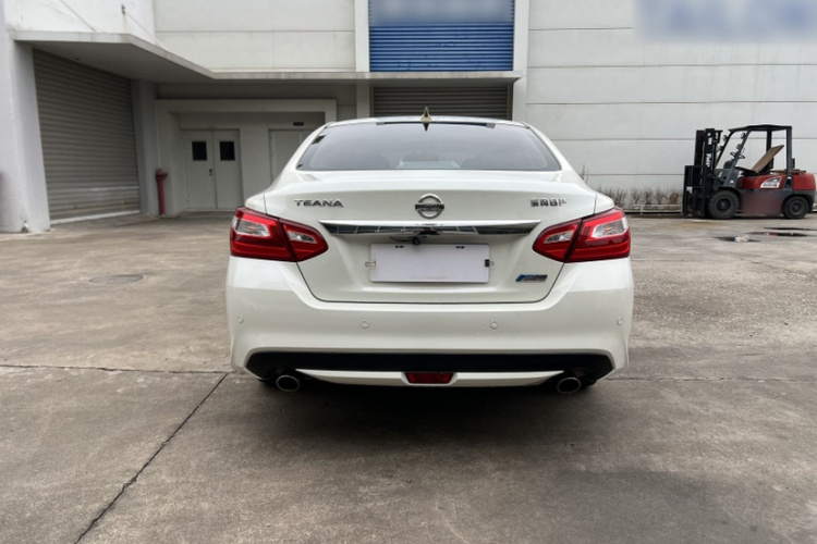 日产 天籁 2016款 改款 2.0L XL舒适版车身外观6005