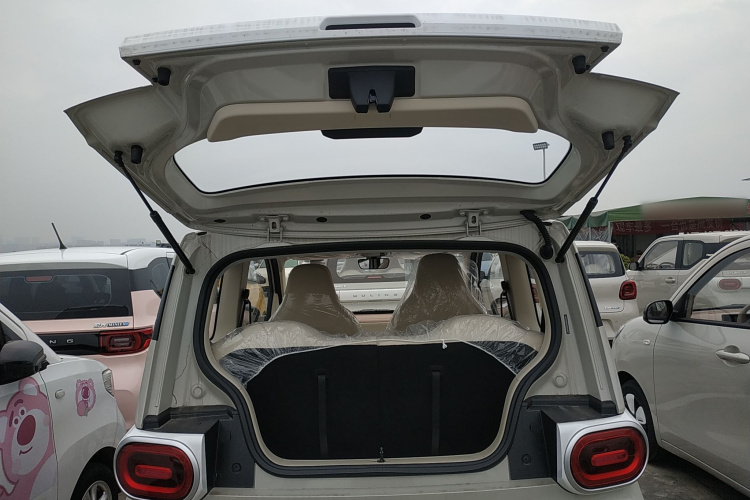 五菱汽车 宏光MINIEV 2024款 第三代 215km 青春版局部细节23