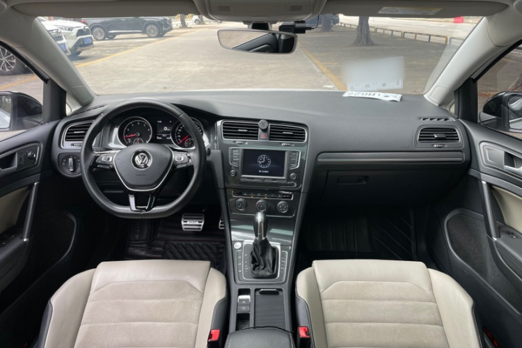 大众 高尔夫 2017款 230TSI 自动豪华百万辆纪念版中控内饰7002