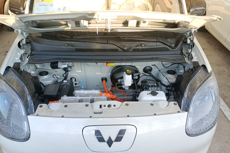 五菱汽车 宏光MINIEV 2025款 四门版 进阶款机舱底盘24