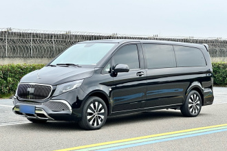 奔驰 威霆 2023款 2.0T 精英版 7座