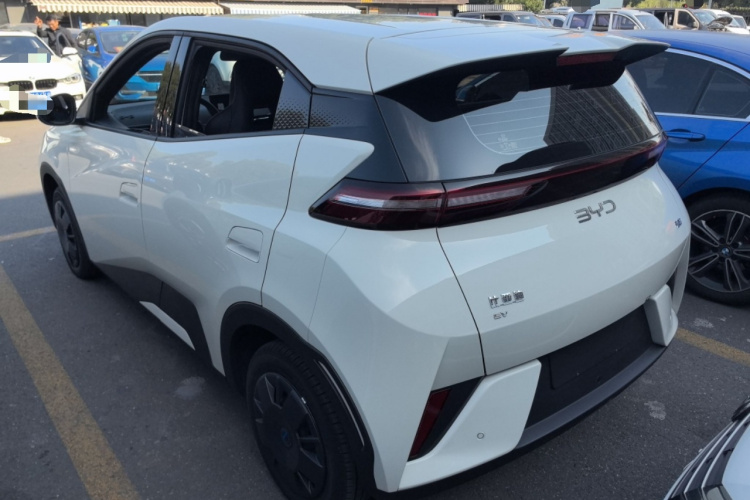 比亚迪 海鸥 2025款 305km 活力版车身外观4