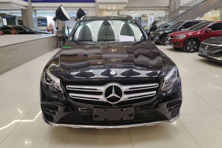 奔驰GLC 2017款 GLC 260 4MATIC 豪华型车身外观2