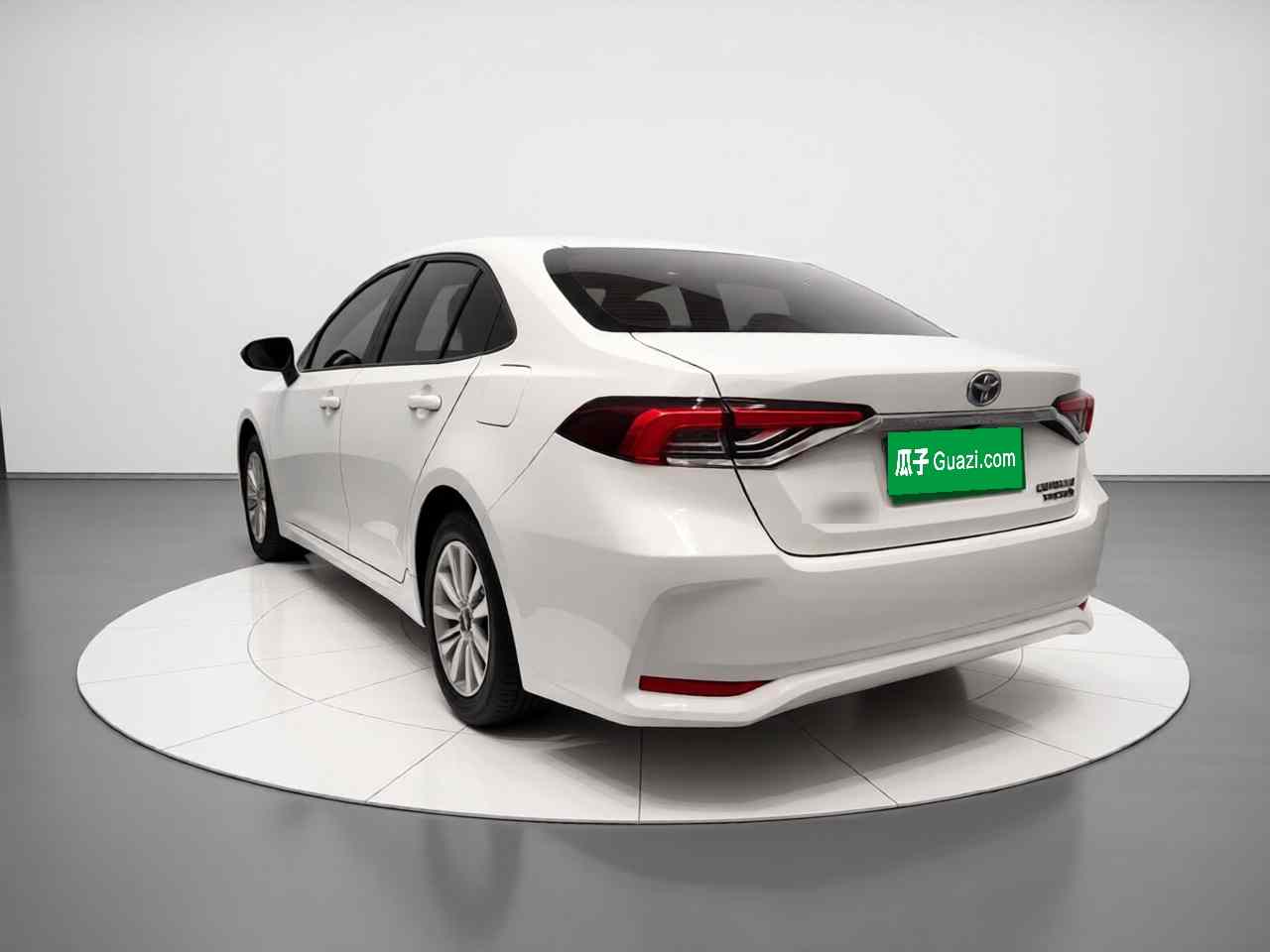 丰田 卡罗拉 2023款 1.8L 智能电混双擎 精英版(3)