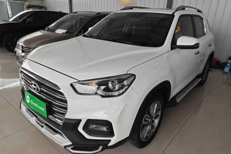 北京现代ix35 2019款 2.0L 自动两驱智勇·畅享版 国V车身外观1