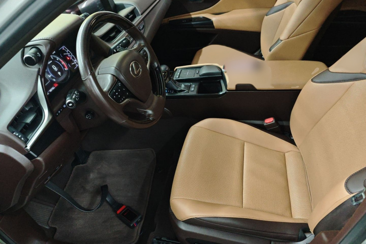 雷克萨斯ES 2018款 200 豪华版 国V局部细节19