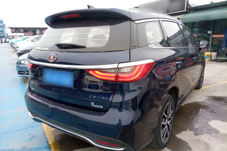 比亚迪 宋MAX 2017款 1.5T 自动智联精英型 7座车身外观6005