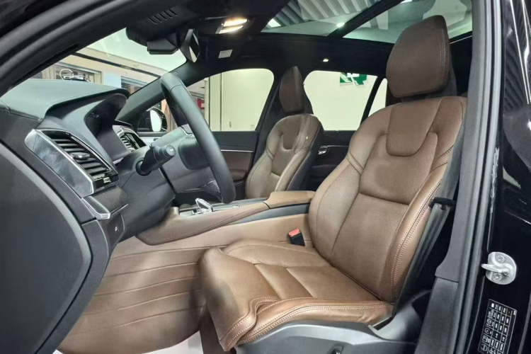 沃尔沃XC90 2024款 B6 智雅豪华版 7座局部细节19