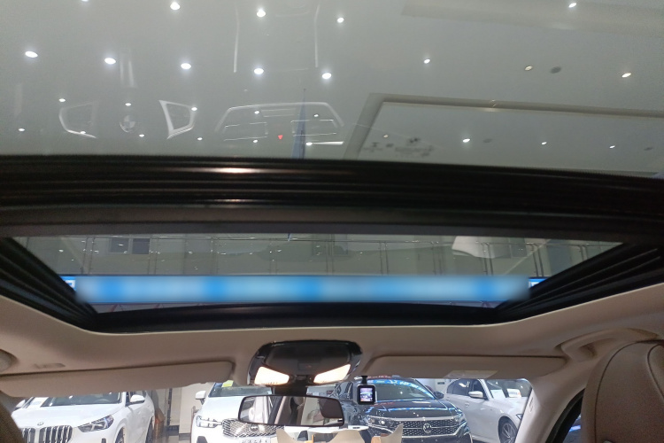 宝马3系 2022款 改款 320Li M运动套装中控内饰22