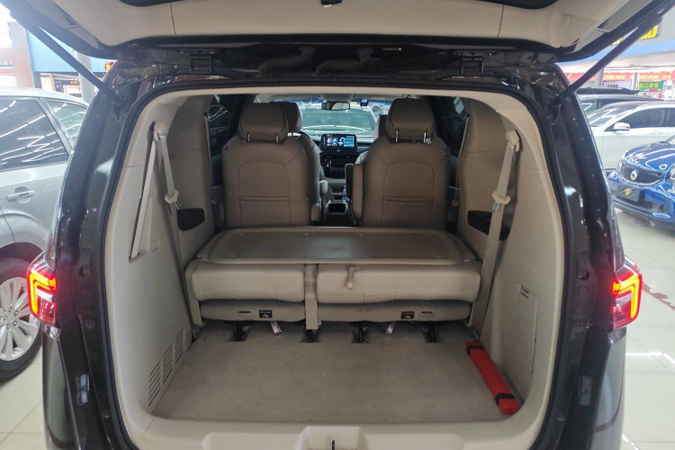 别克GL8 2021款 陆上公务舱 652T 豪华型局部细节23