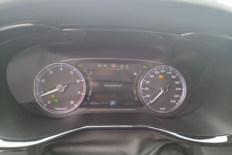 广汽传祺 传祺M8 2018款 320T 尊贵版局部细节14