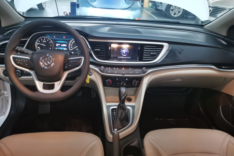 别克 英朗 2021款 典范 1.5L 自动精英型中控内饰7002