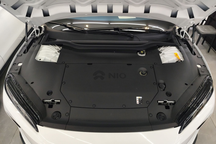 蔚来ET5T 2024款 75kWh Touring机舱底盘24