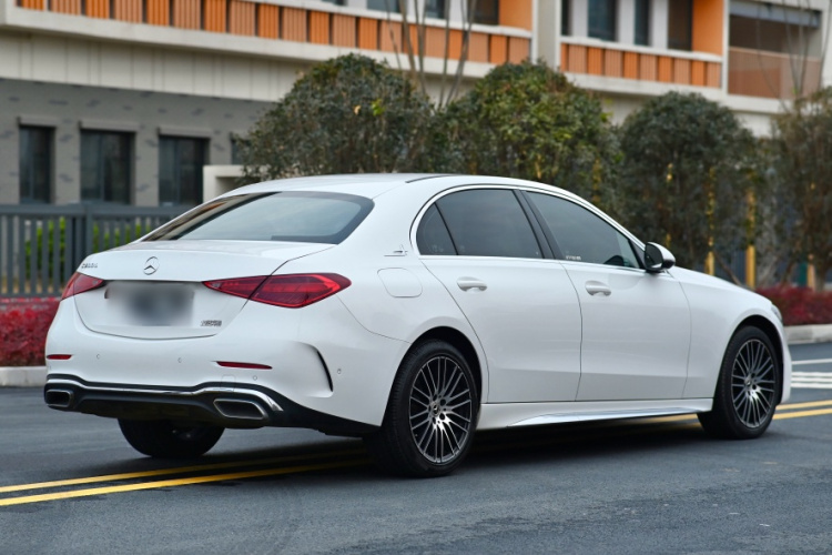奔驰C级 2023款 C 200 L 运动版车身外观6011