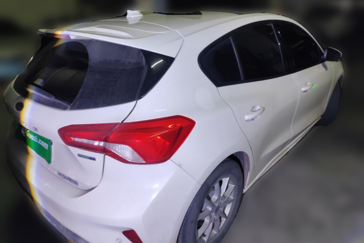 福特 福克斯 2021款 两厢 EcoBoost 180 自动锋潮型车身外观7