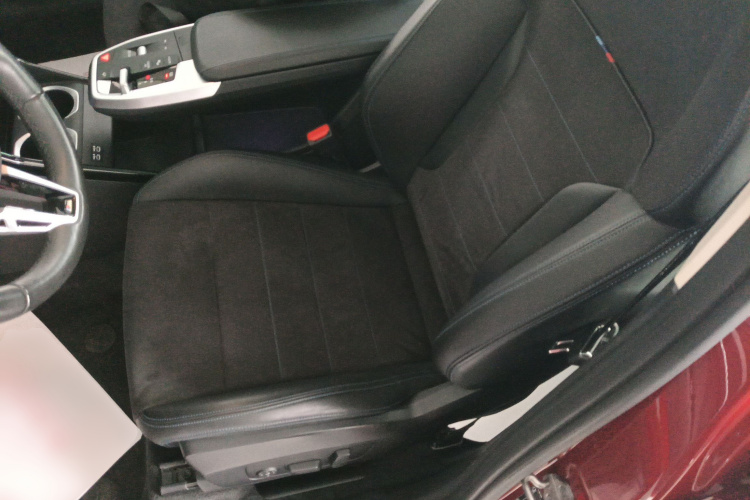 宝马X1 2023款 xDrive25Li M运动套装中控内饰19