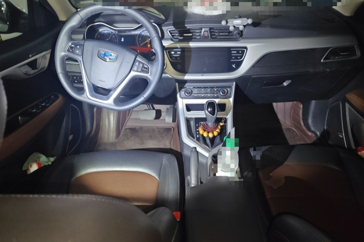 吉利汽车 远景 2018款 1.5L 自动尊贵型中控内饰12