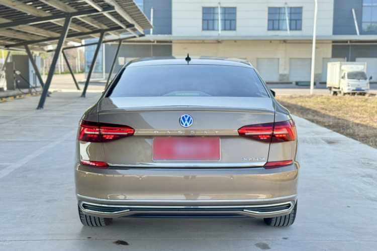 大众 帕萨特 2019款 380TSI 尊贵版 国VI车身外观6009