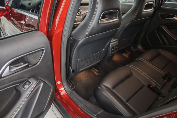 奔驰GLA 2019款 GLA 200 动感型中控内饰7009