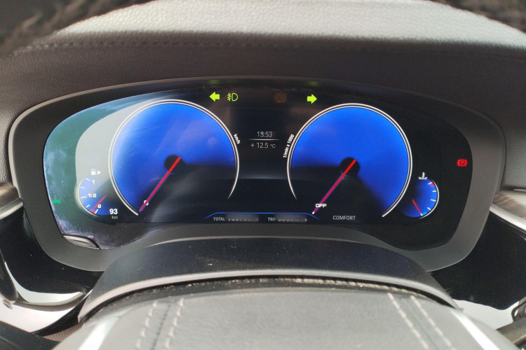 宝马5系 2019款 530Li 领先型 豪华套装局部细节14