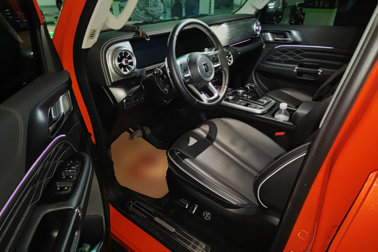 坦克300 2021款 越野版 2.0T 征服者中控内饰20