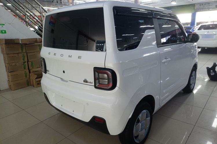 吉利银河 2023款 熊猫mini 200km 耐力熊车身外观6005